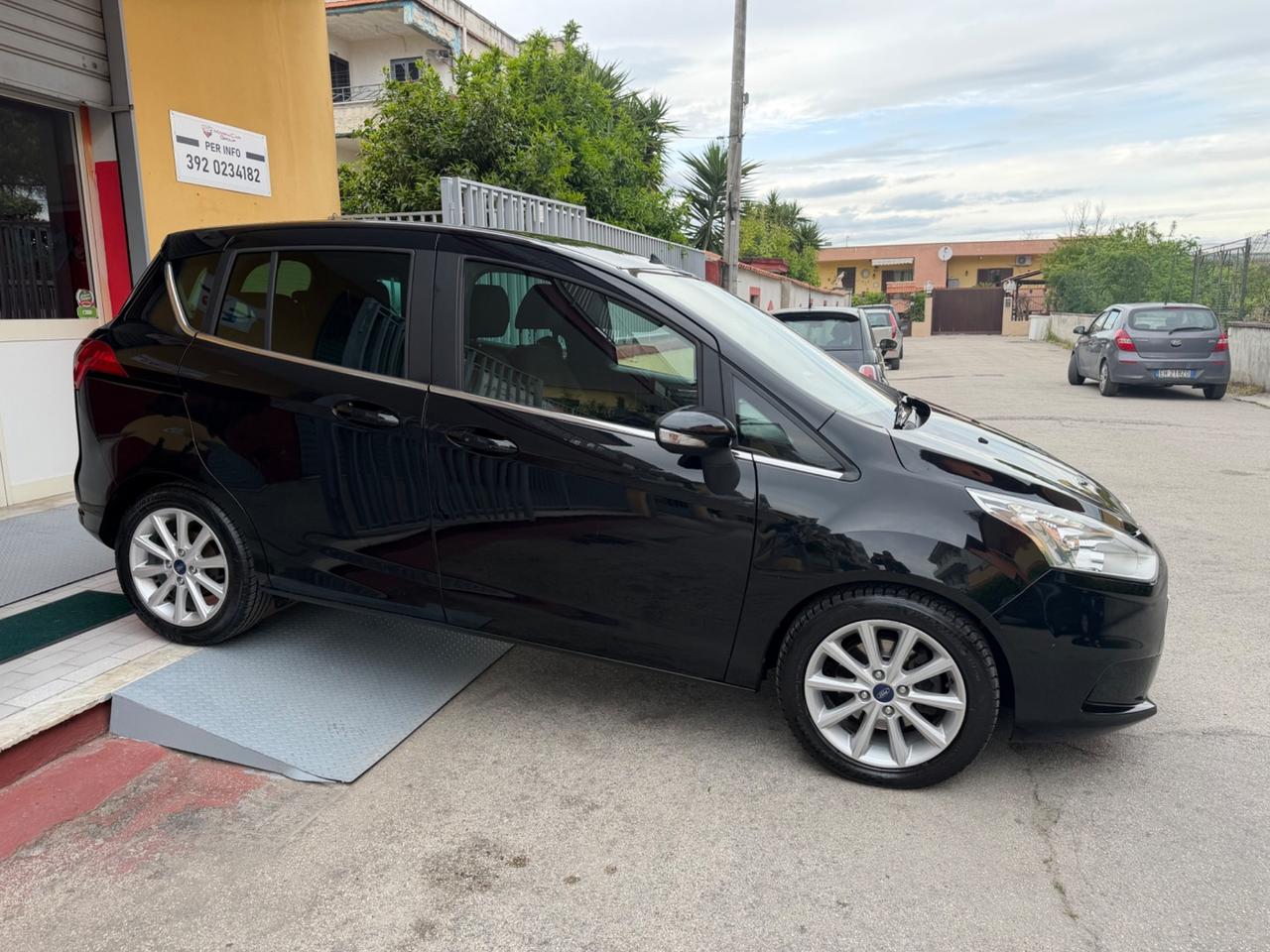 Ford B-Max 1.5 TDCi 75 CV Business Titanium