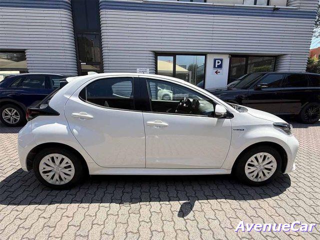 TOYOTA Yaris 1.5h TELECAMERA CARPLAY PREZZO REALE