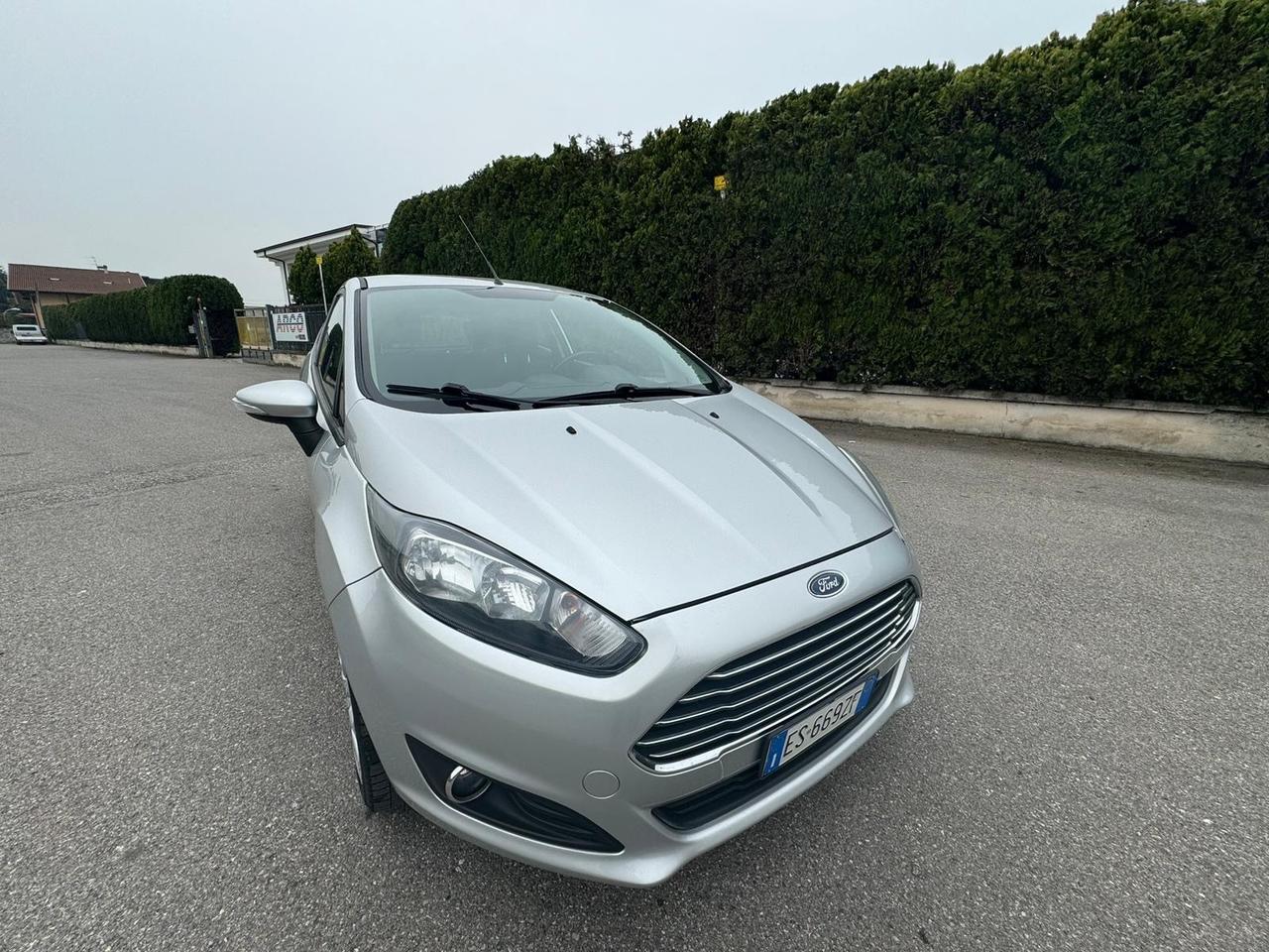 Ford Fiesta 1.4 3 porte Bz.- GPL Titanium