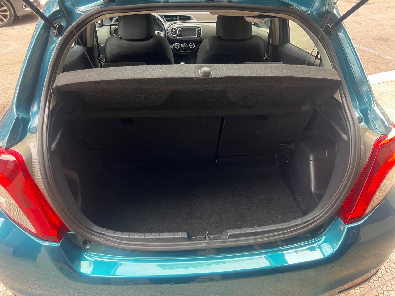 Toyota Yaris 1.0 5 porte Lounge