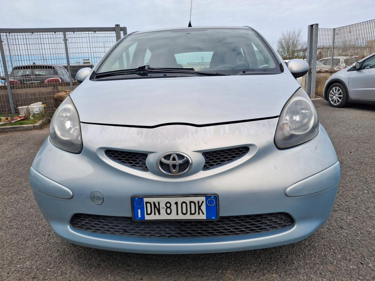 Toyota Aygo 1.0 12V VVT-i 5 Porte-NEOPATENTATI-