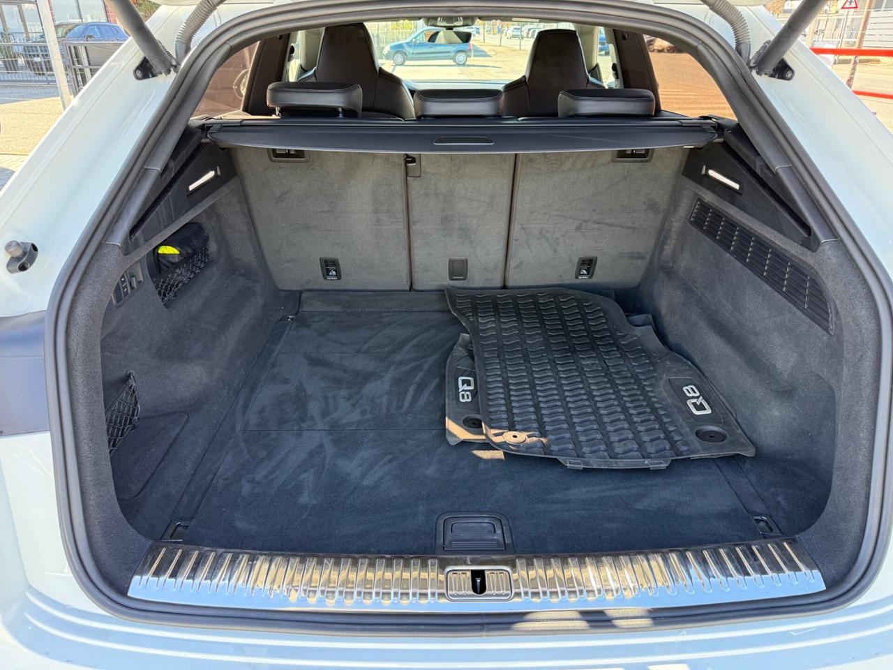 Audi Q8 50 TDI 286 CV quattro tiptronic Sport