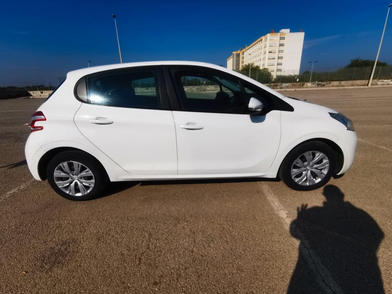 Peugeot 208 1.2 VTi 82 CV 5 porte Active 12/2013
