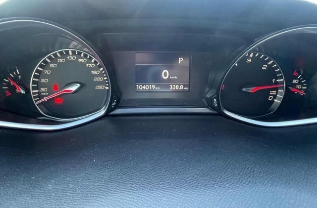 PEUGEOT 308 BlueHDi 120 S&S Allure