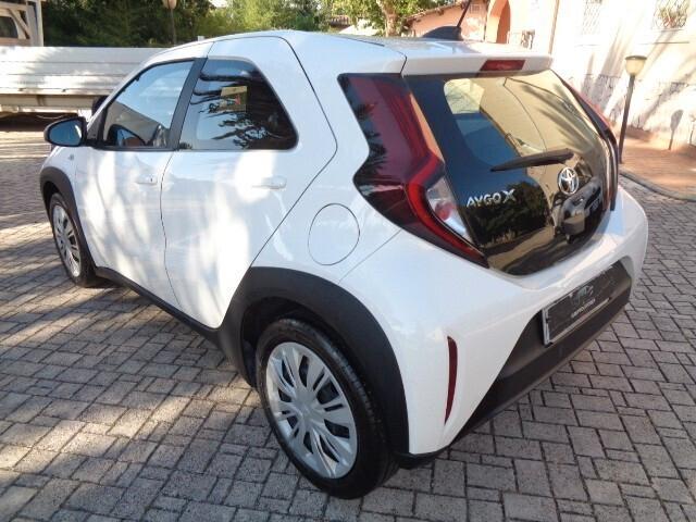 Toyota Aygo X 1.0 VVT-i 72 CV 5 porte Active S-CVT NESSUN VINCOLO DI FINANZIAMENTO