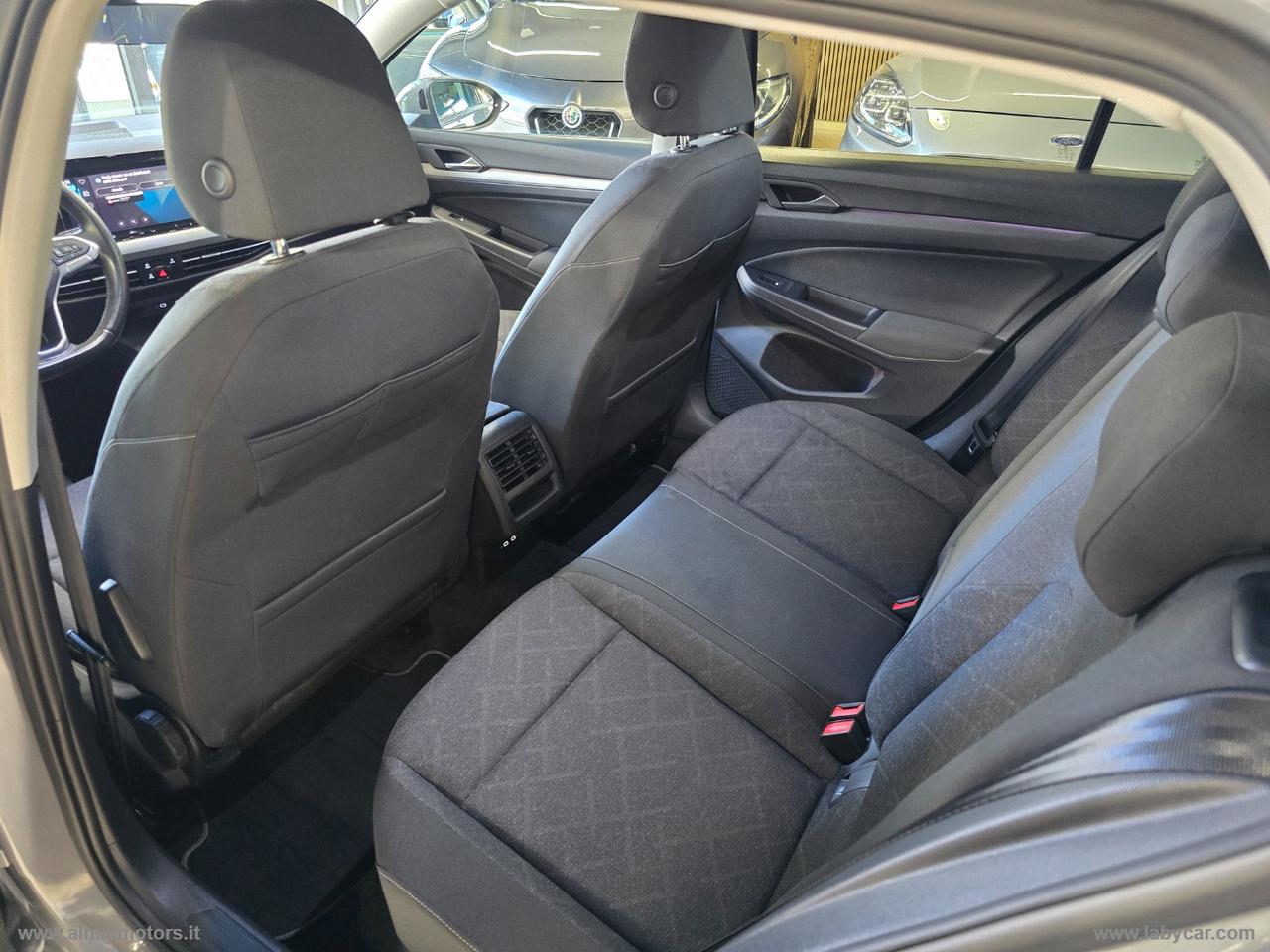 VOLKSWAGEN Golf 1.0 TSI EVO Life