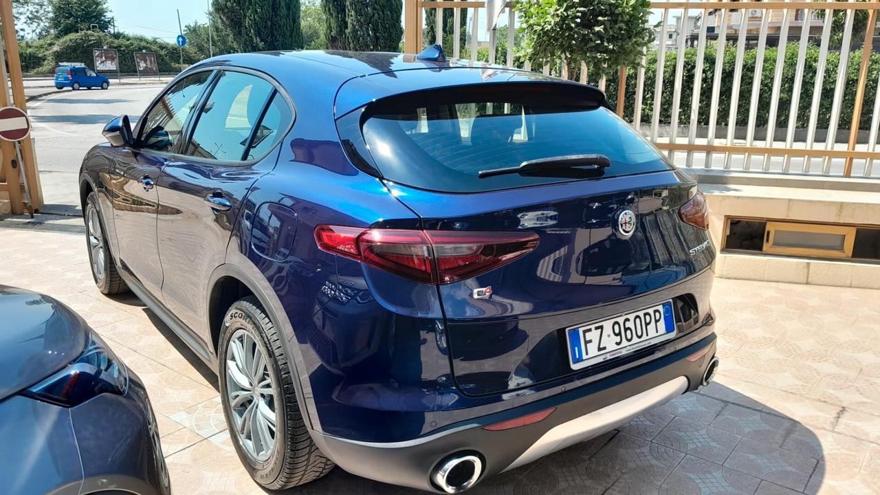 Alfa Romeo Stelvio 2.2 Turbodiesel 190 CV AT8 Q4 Super