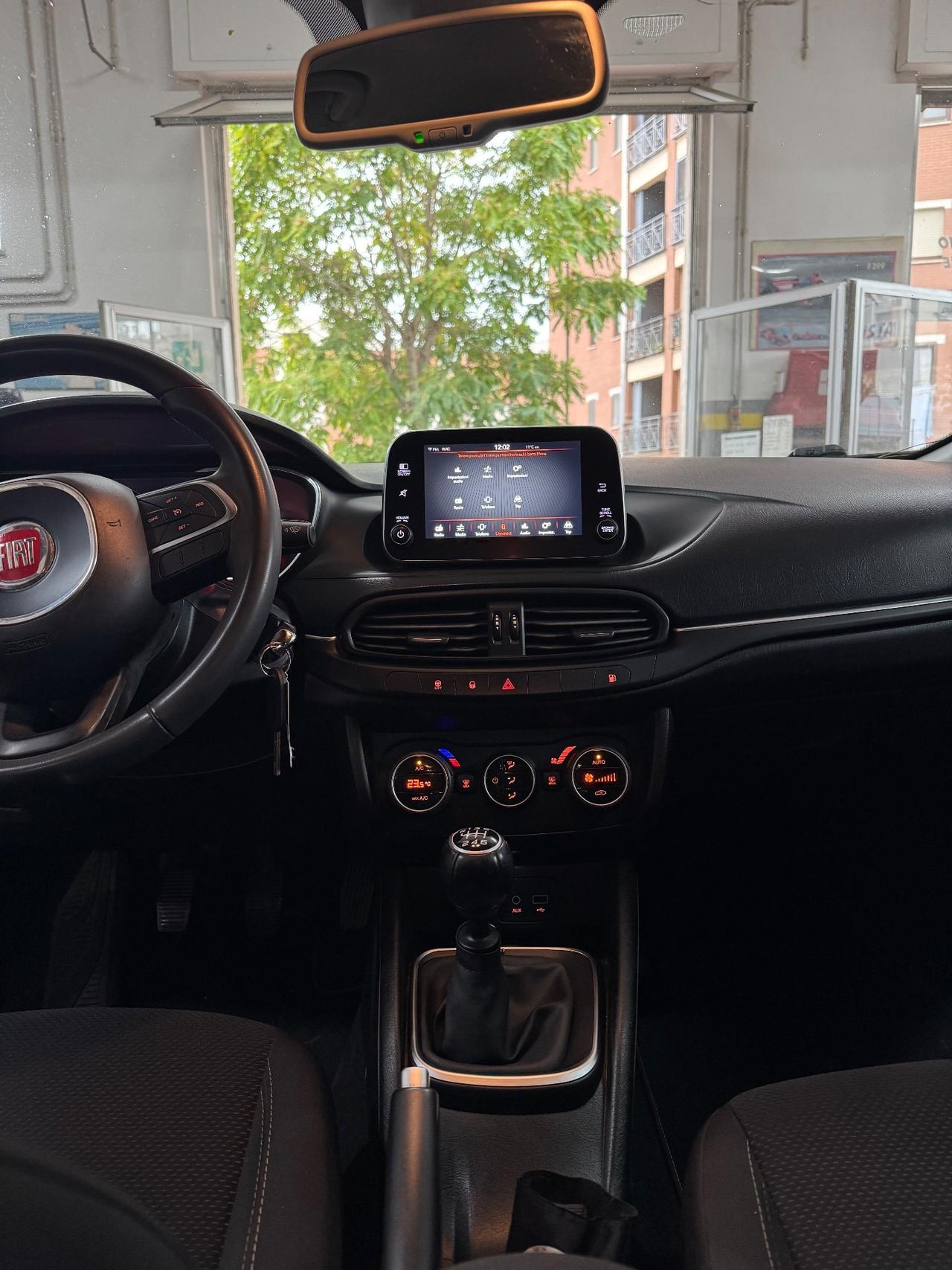 Fiat Tipo 1.4 T-Jet 120CV GPL SW Lounge