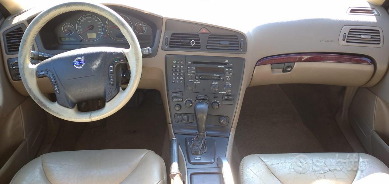 VOLVO V70 XC70 CROSS COUNTRY 4X4