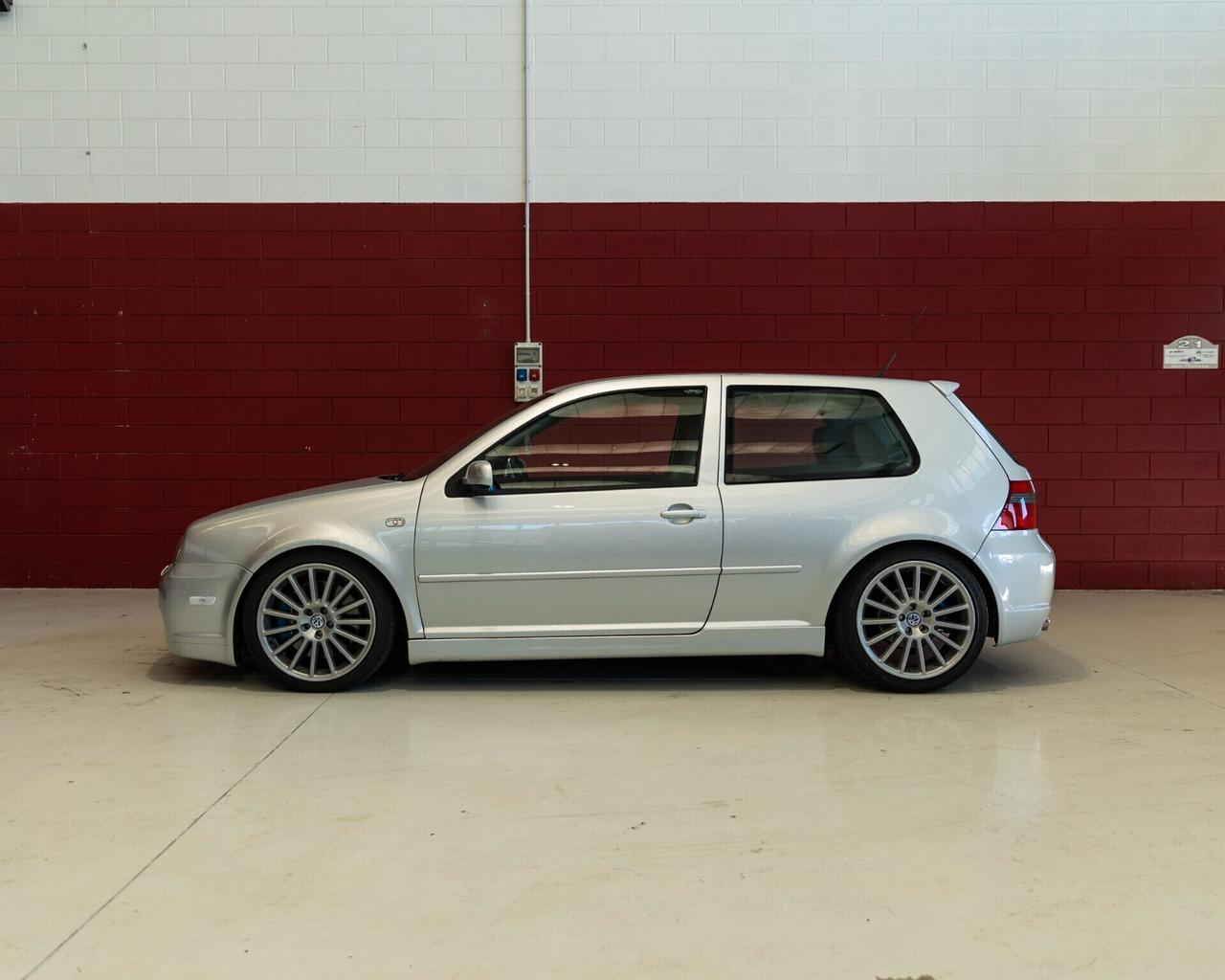 Volkswagen Golf 4 R32 - 85000 km - PROMO FINO AL 31/12