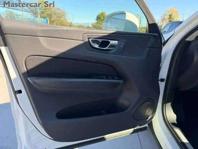 VOLVO XC60 2.0 b4 Business awd auto my20 - GD600AP