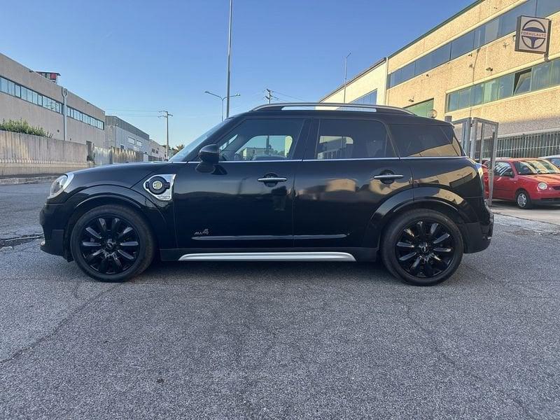MINI Countryman Cooper S E ALL4 Hype automatica