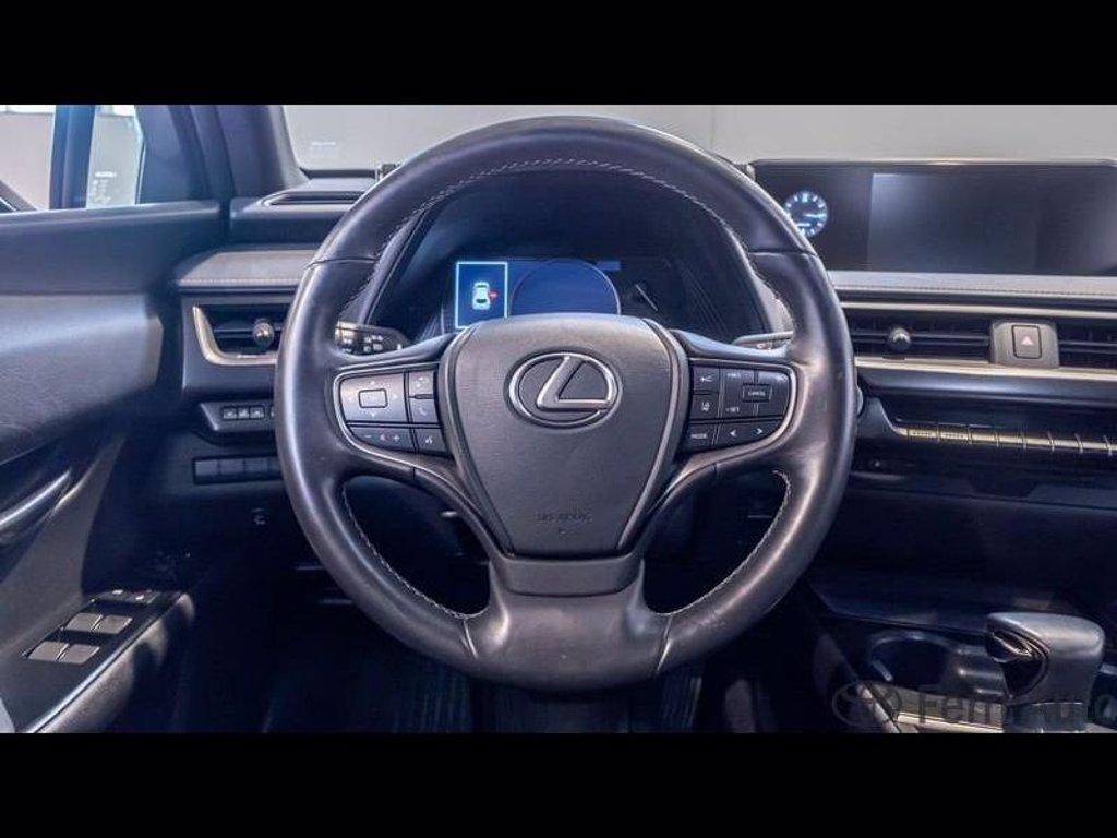 LEXUS Ux 250h 2.0 executive 2wd cvt del 2019