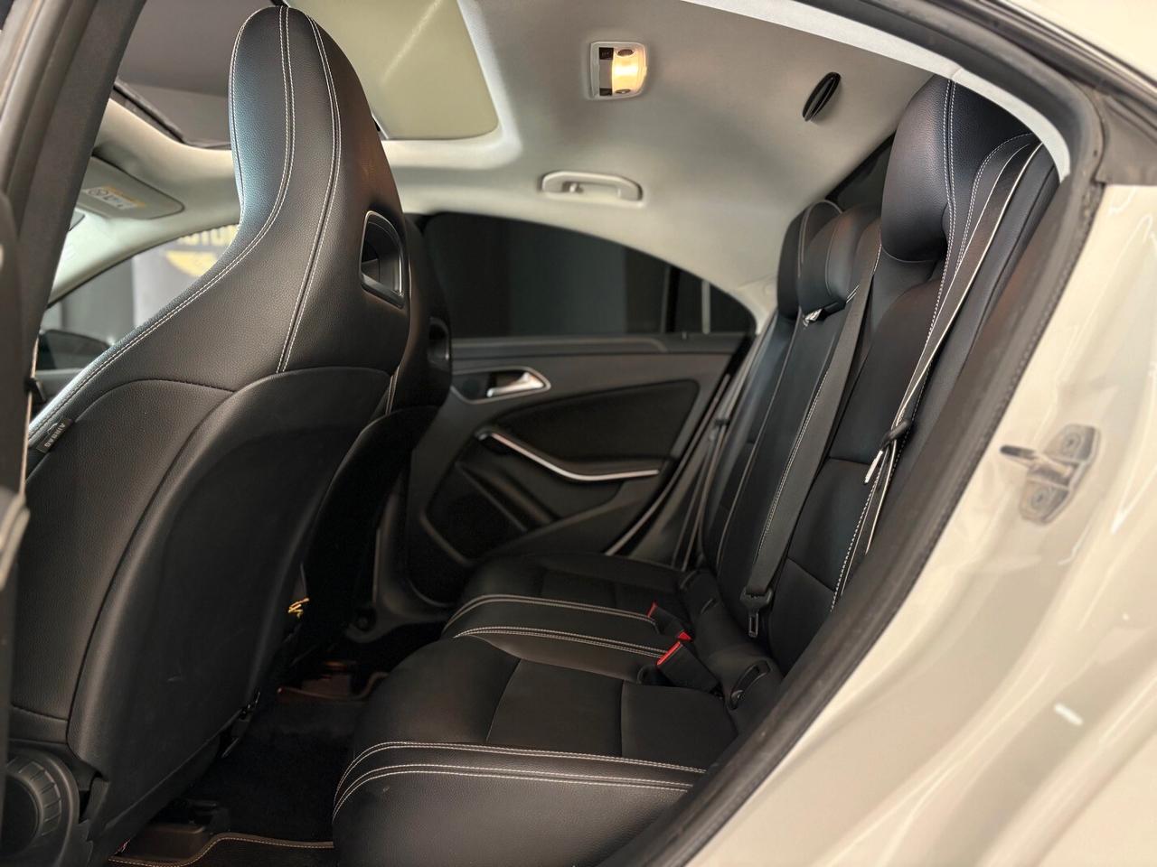 Mercedes-benz CLA 200 d 4Matic Automatic Premium (EDITION)