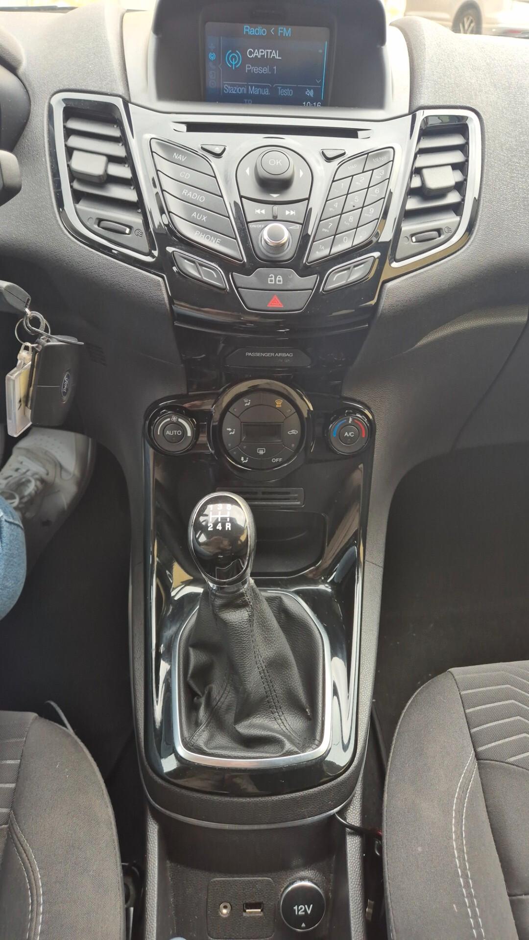 Ford Fiesta 1.0 80CV 5 porte Titanium