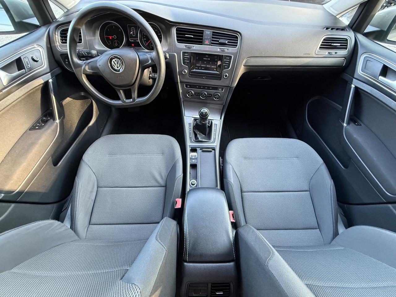 Volkswagen Golf 1.6 TDI 5p. 105 cv - Manuale
