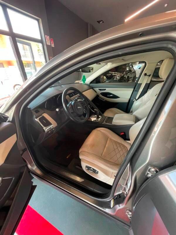 Jaguar E-Pace 2.0d i4 SE awd 150cv auto