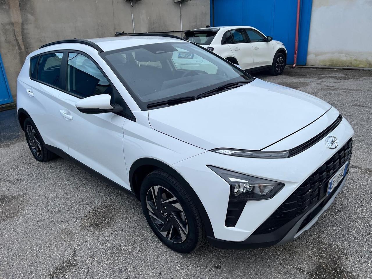 Hyundai bayon 1.2 hpi/benz-xline-full-2023