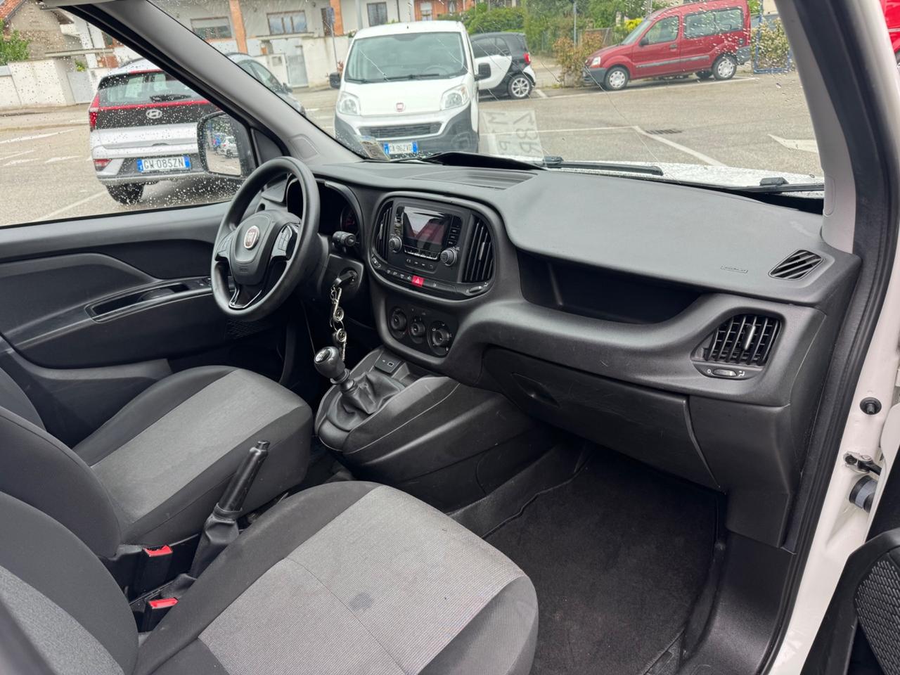 Fiat Doblo 1.6 MJT 105CV Maxi SX