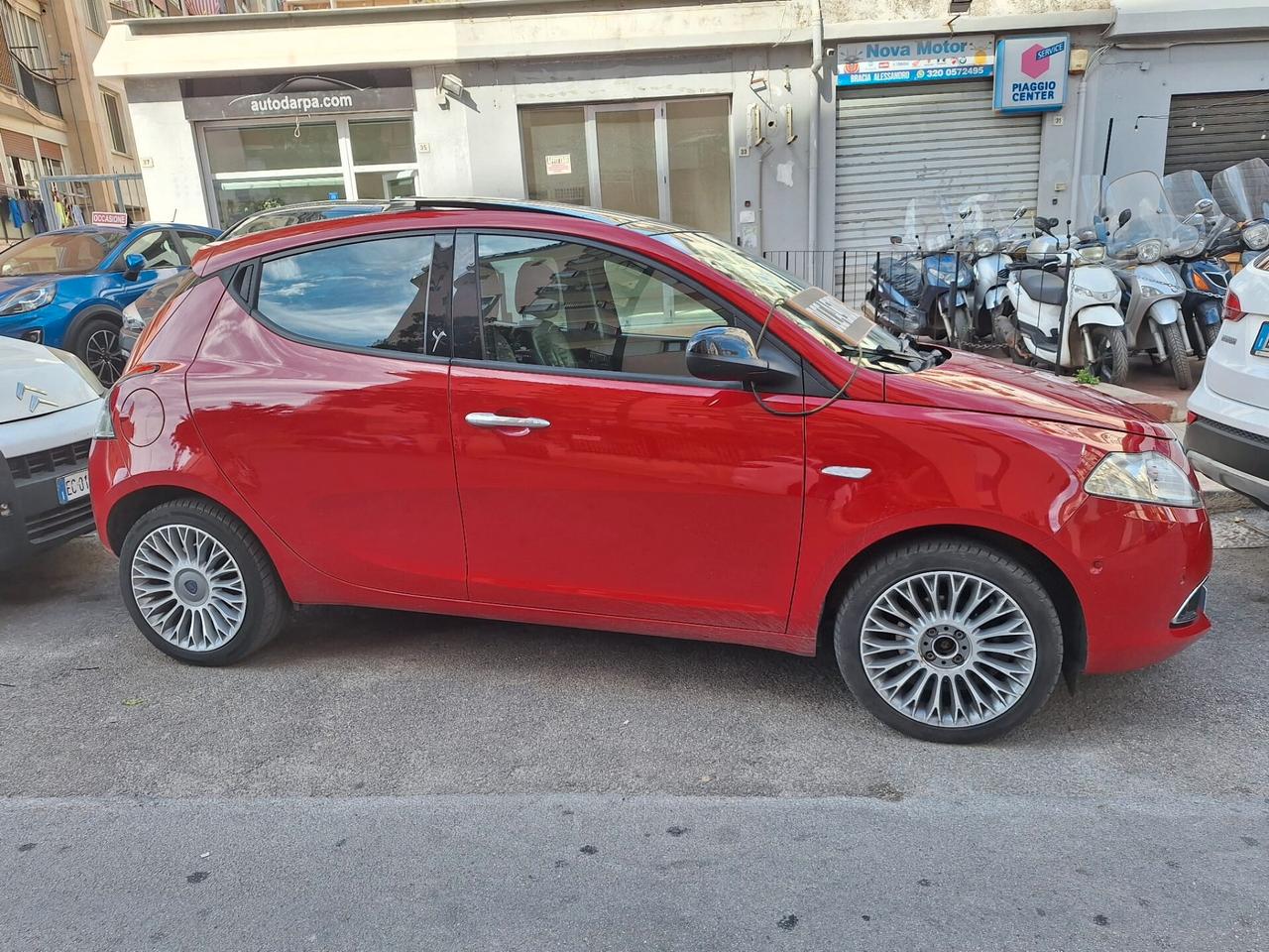 Lancia Ypsilon 1.3 MJT 16V 95 CV 5 porte S&S Platinum