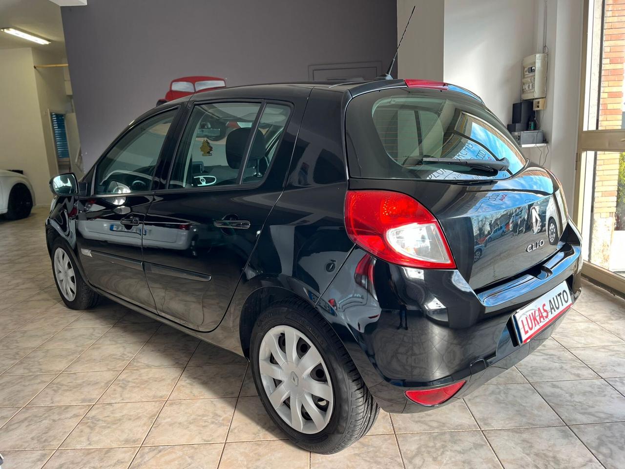 Renault Clio 1.2 16V 5 porte GPL Dynamique