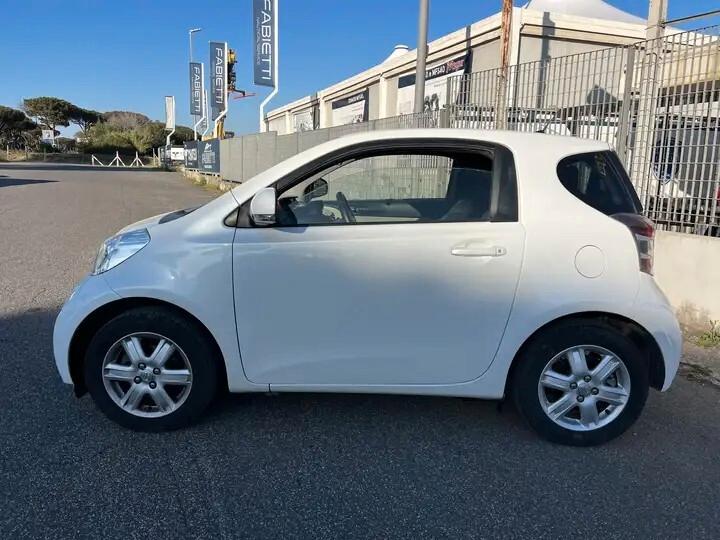 Toyota iQ 1.0 Lounge