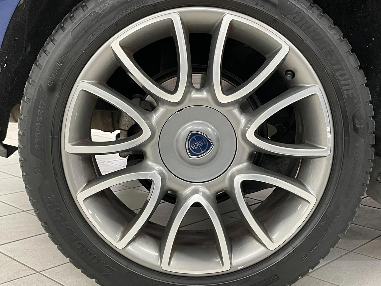 Lancia Delta 1.6 M-JET GOLD 105 CV DISTRIBUZIONE A KM 211000