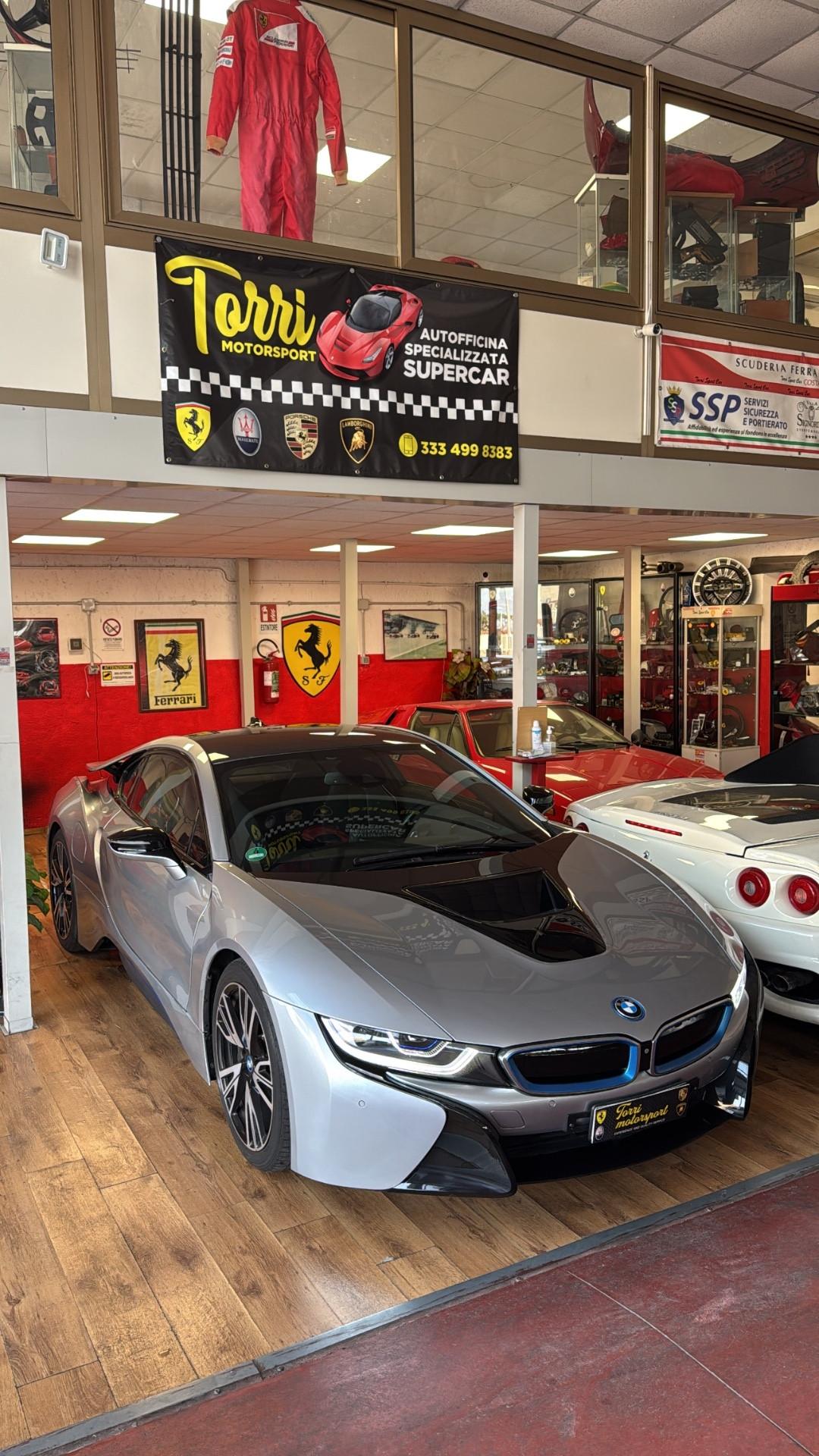 Bmw i8 ufficiale BMW PERMUTE