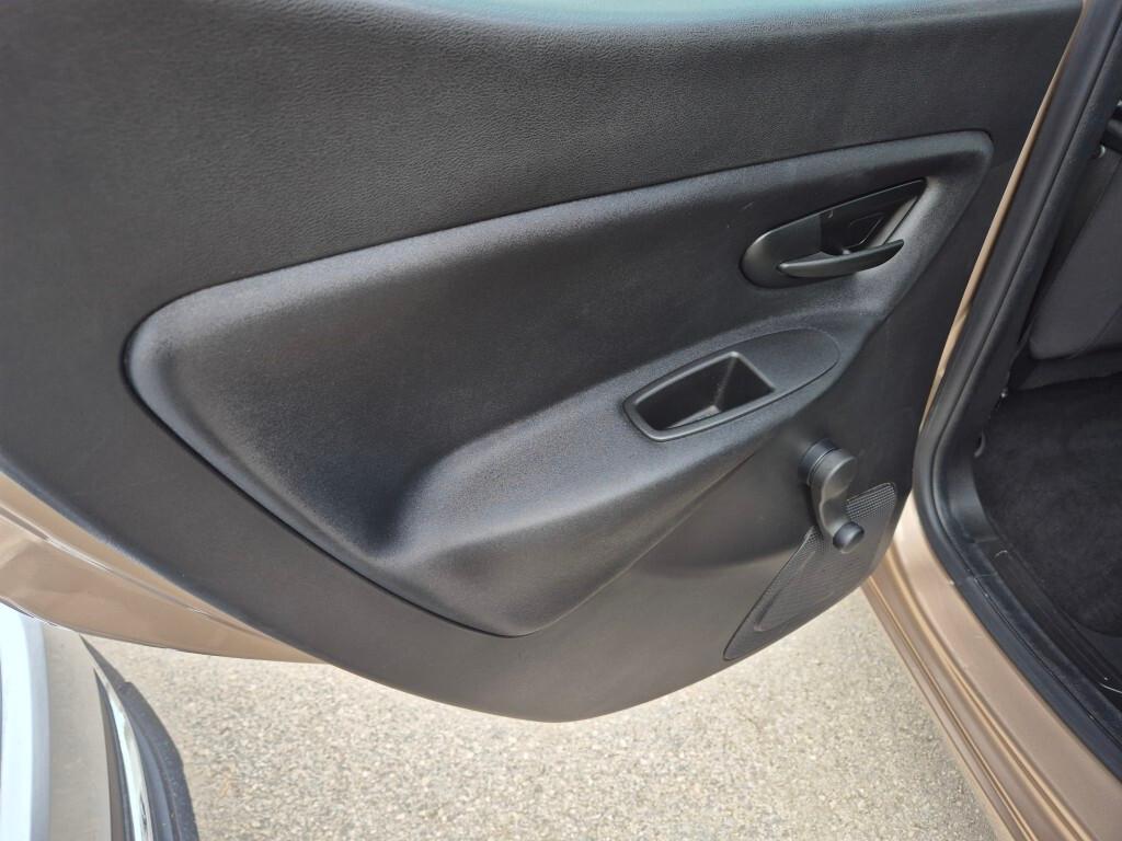 Lancia Ypsilon 1.0 FireFly 5 porte Hybrid Ecochic