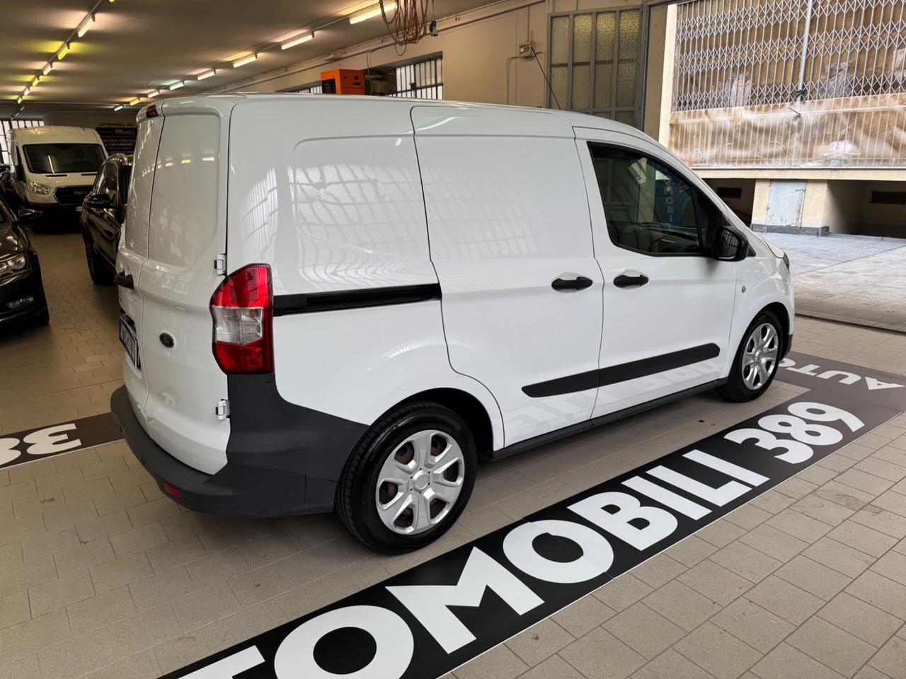 Ford Transit Courier 1.5 TDCi 75CV Van Trend