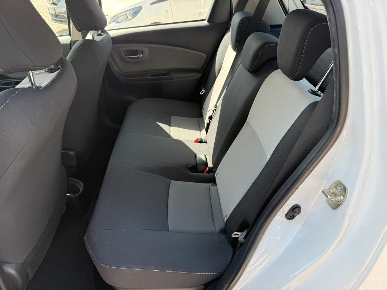 Toyota Yaris 1.5 Hybrid 5 porte Active