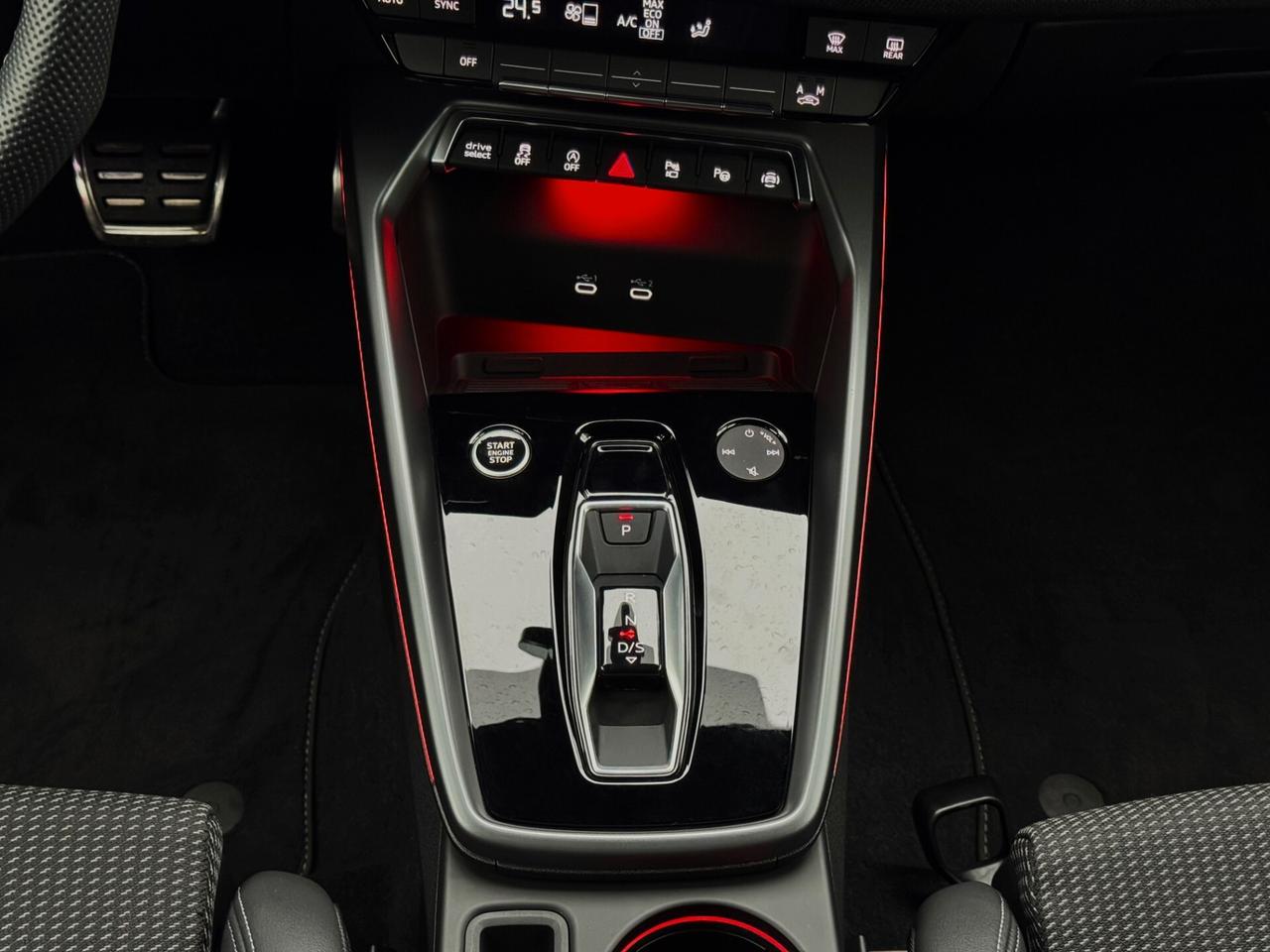 Audi A3 Allstreet 35 TDI Identity Contrast 150CV S-tronic