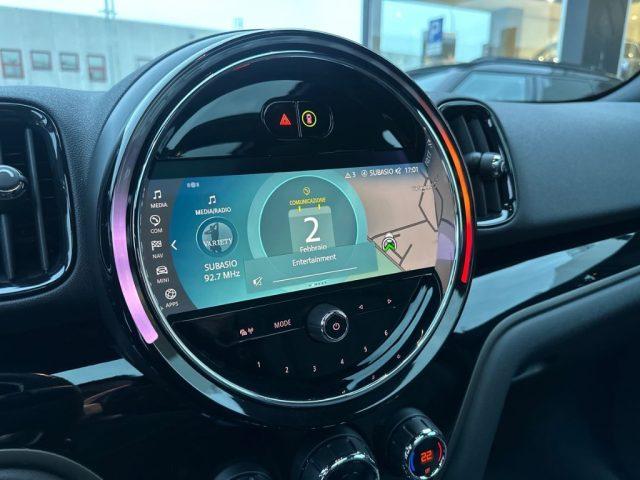 MINI Mini 2.0 Cooper D Classic Countryman Aut. + Tetto apr.