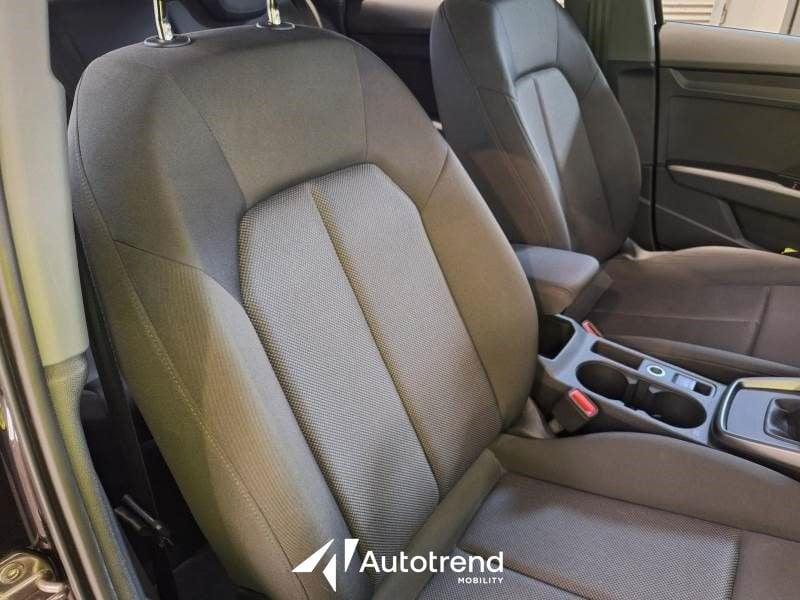 Audi A3 Sportback SPB 30 TDI NAVI LED