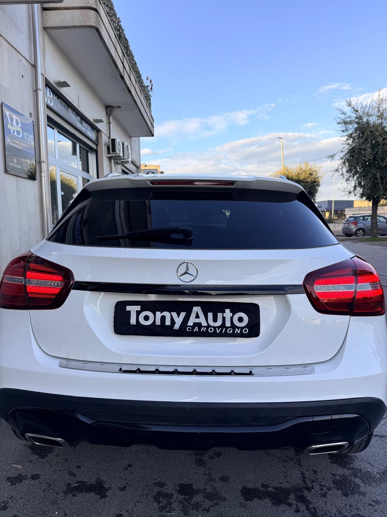 Mercedes-benz GLA 180 d Automatic Premium NAVI,GATORETELECAMERA,INTERNI IN PELLE,BLUETOOTH,ANDROID AUTO