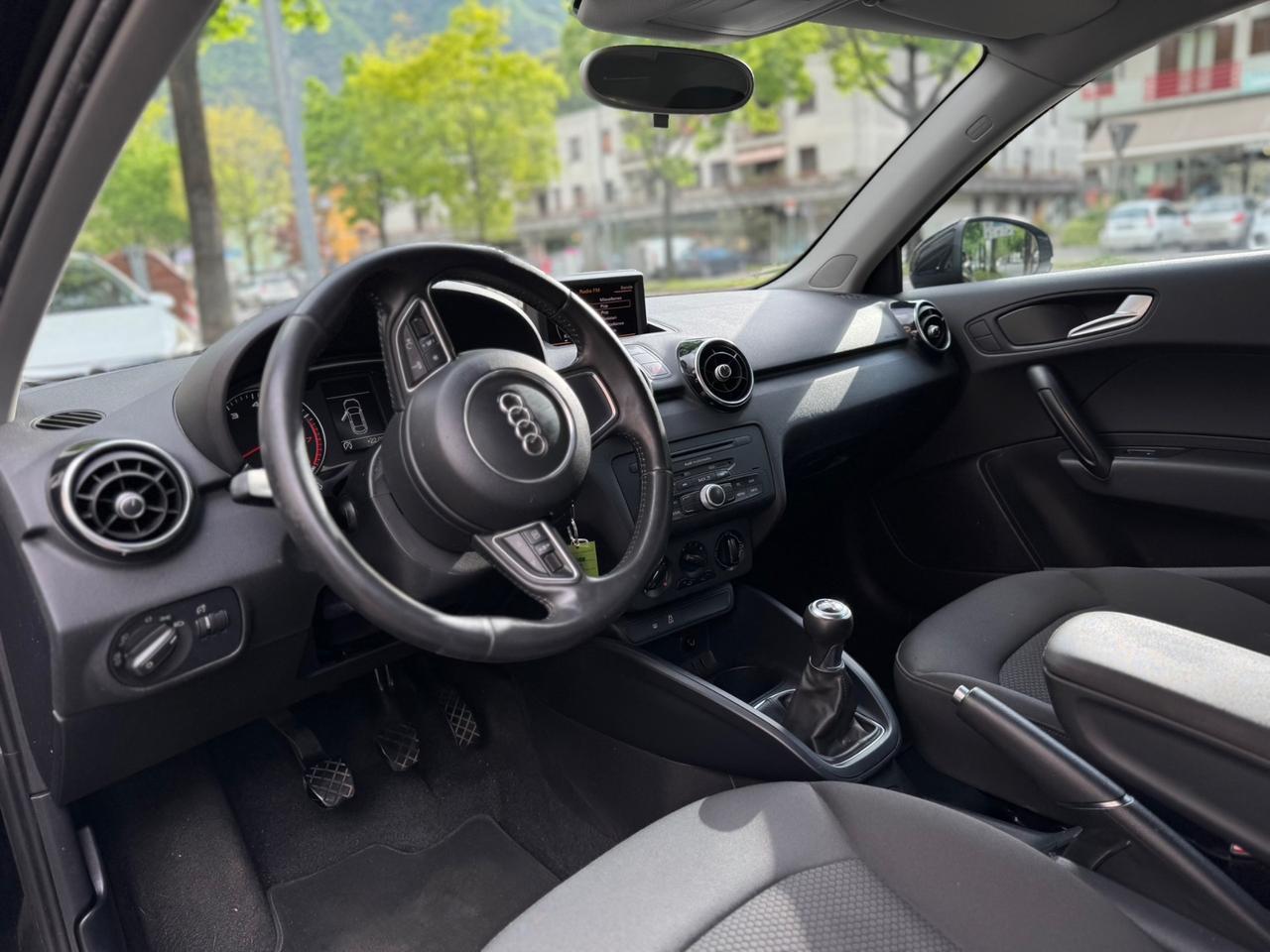 Audi A1 SPB 1.2 TFSI S LINE EDITION PLUS - GIA' TAGLIANDATA - OK NEOPATENTATI