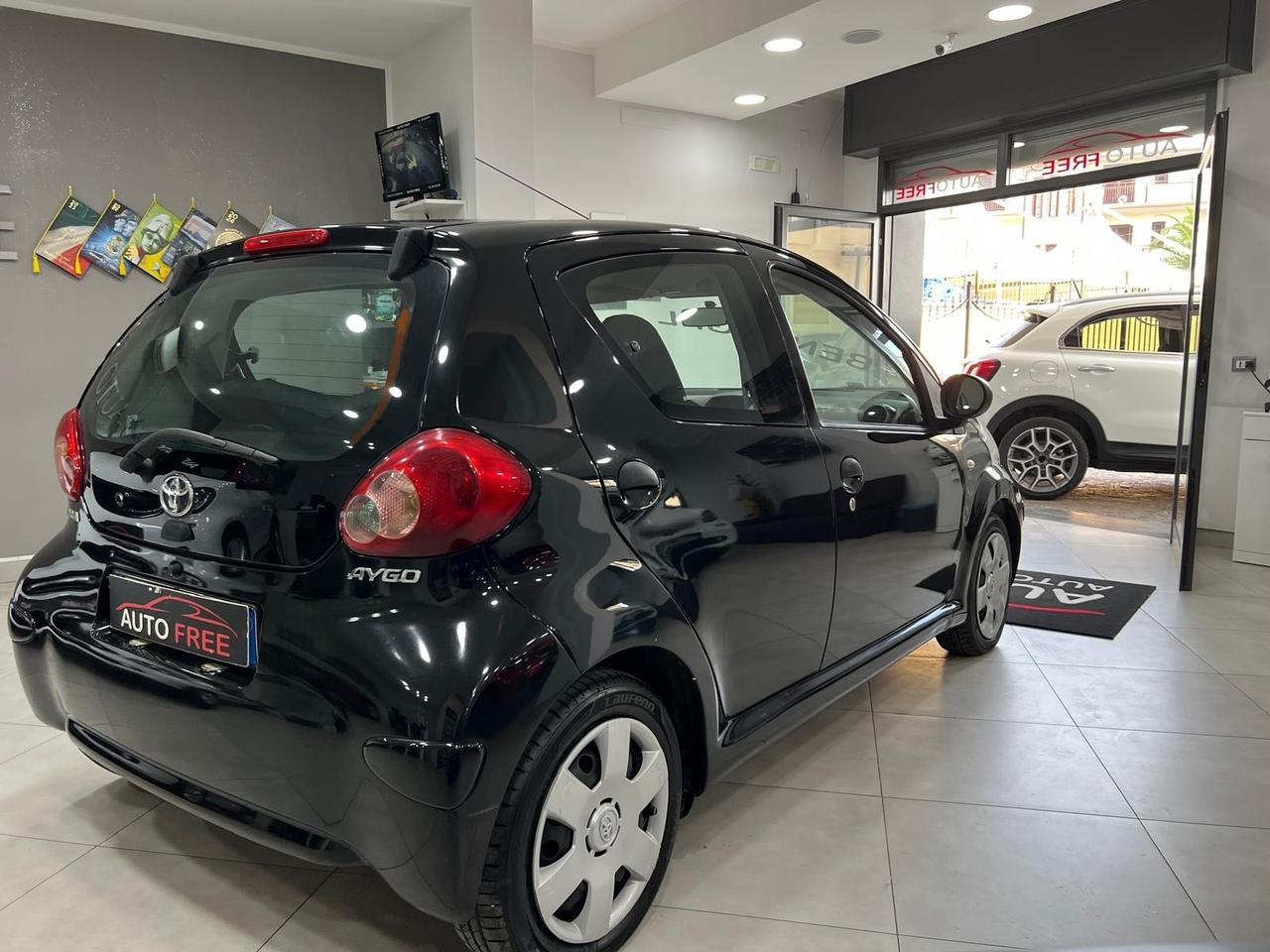 Toyota Aygo 1.0 12V VVT-i 5 porte