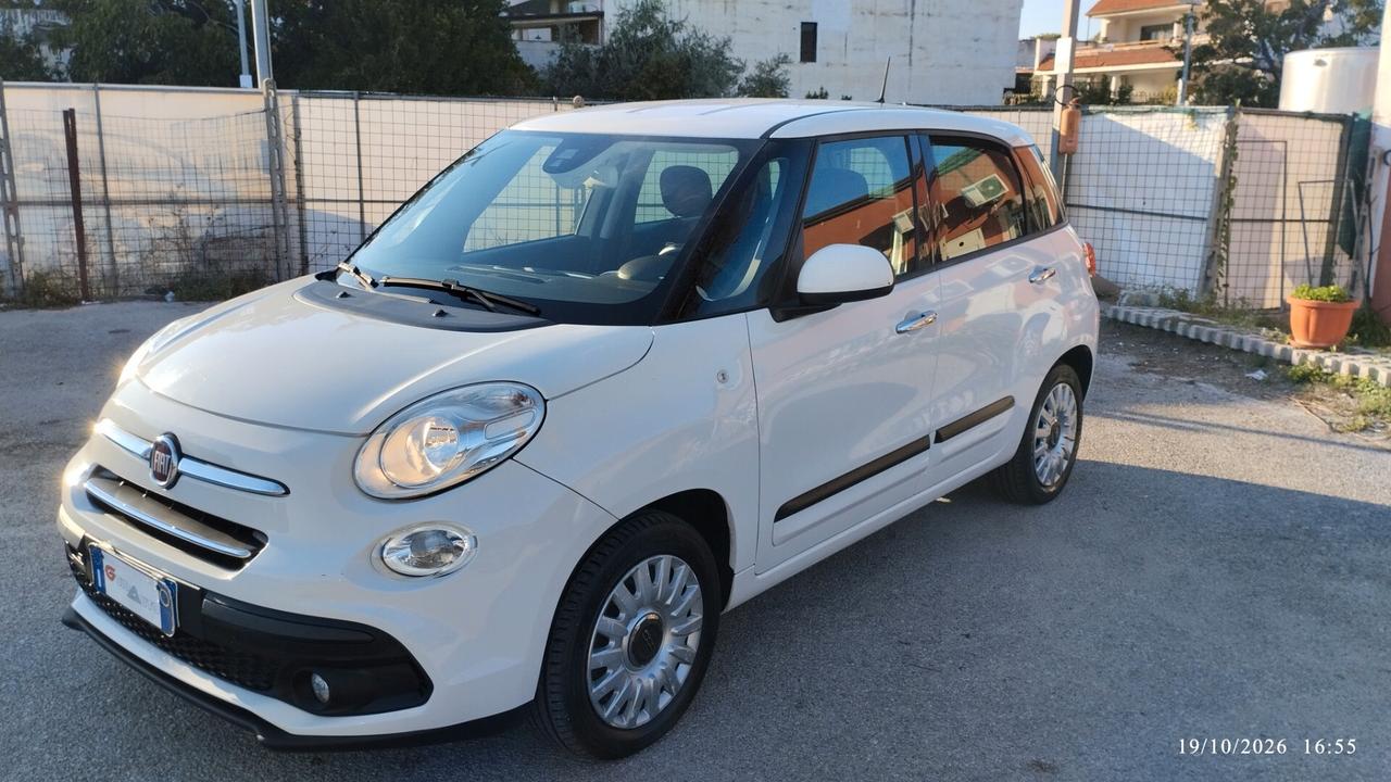 Fiat 500L Pro 1.6 MJT 120CV Mirror