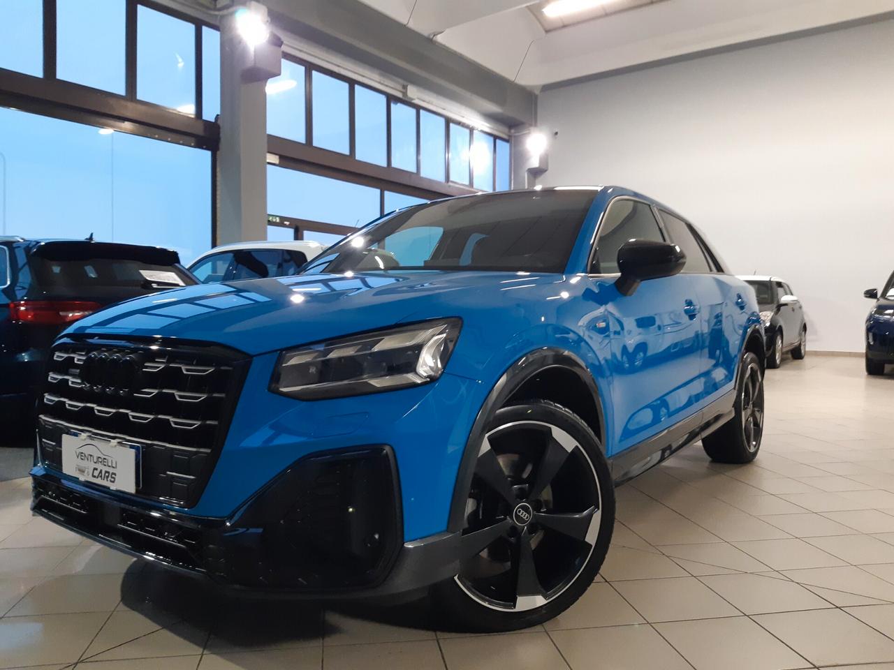 Audi Q2 35 TDI quattro S tronic Identity Black