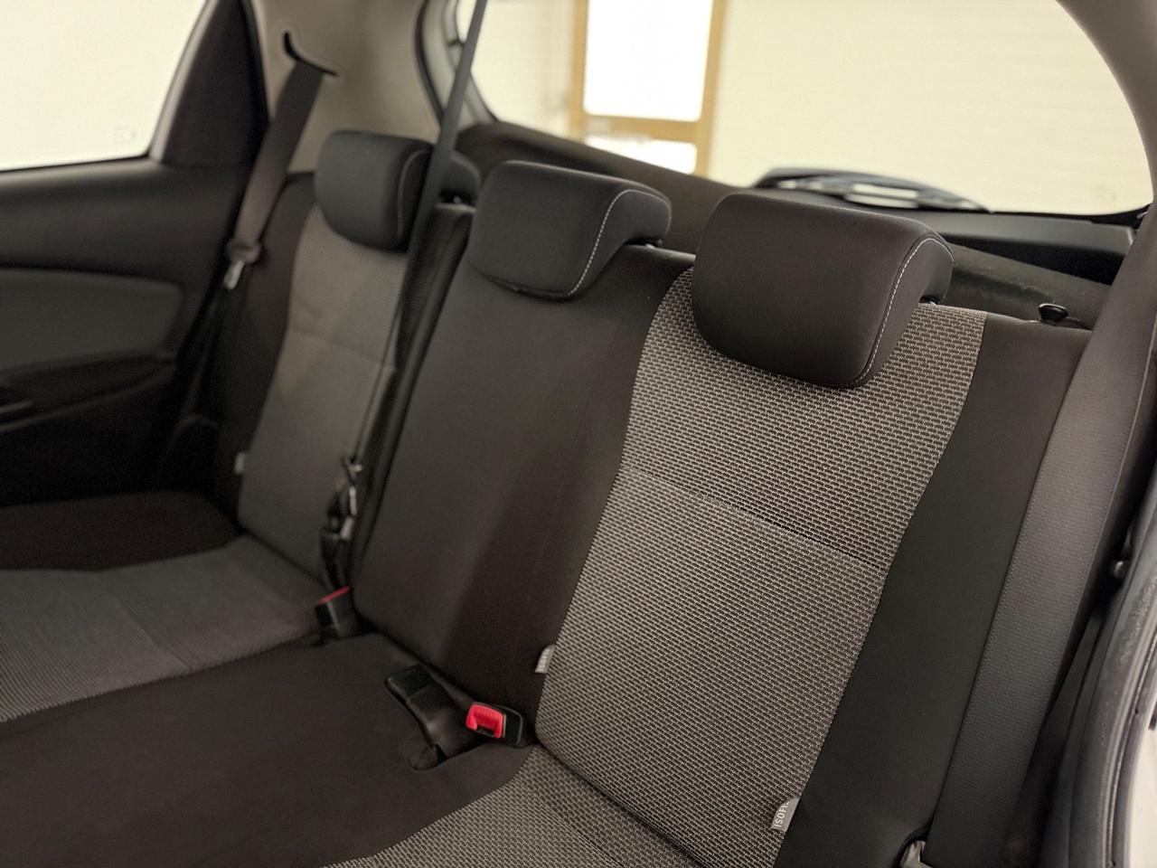 Toyota Yaris 1.5 Hybrid 5 porte Active AUTOMATICA NEOPATENTATI