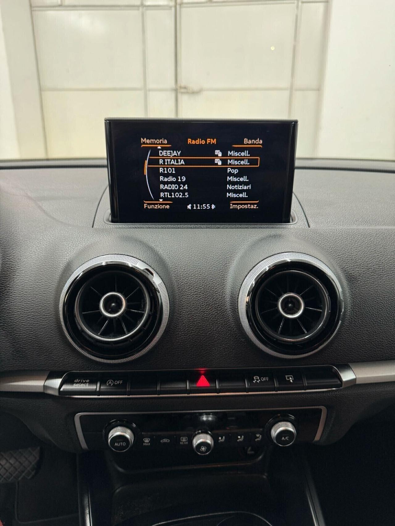 Audi A3 SPB 1.6 TDI clean diesel S tronic Ambition