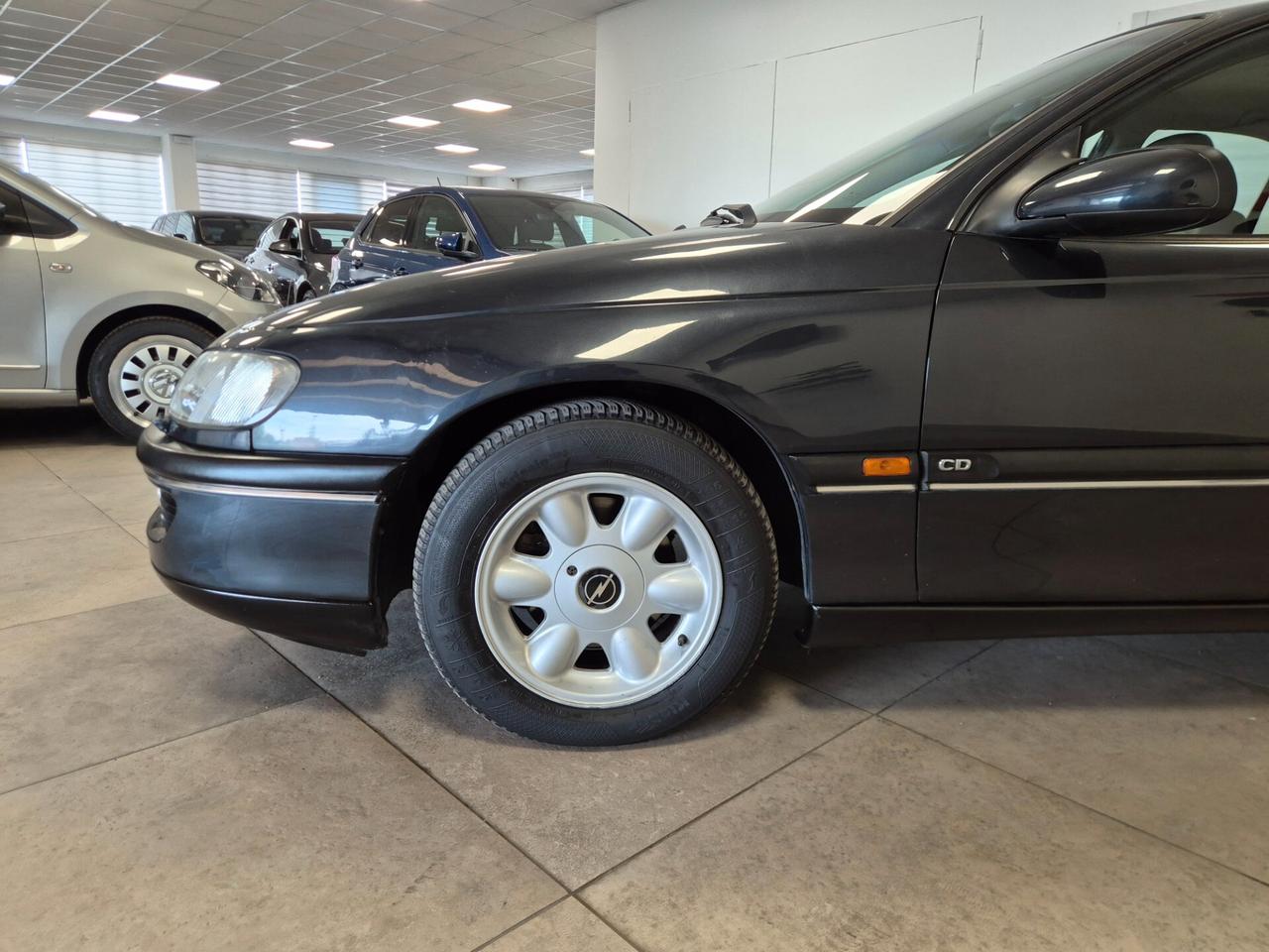 Opel Omega 2.0i cat GPL, Vettura ASI +CRS