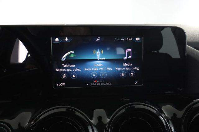 MERCEDES-BENZ CLA sse GLA GLA 180 d Automatic Business