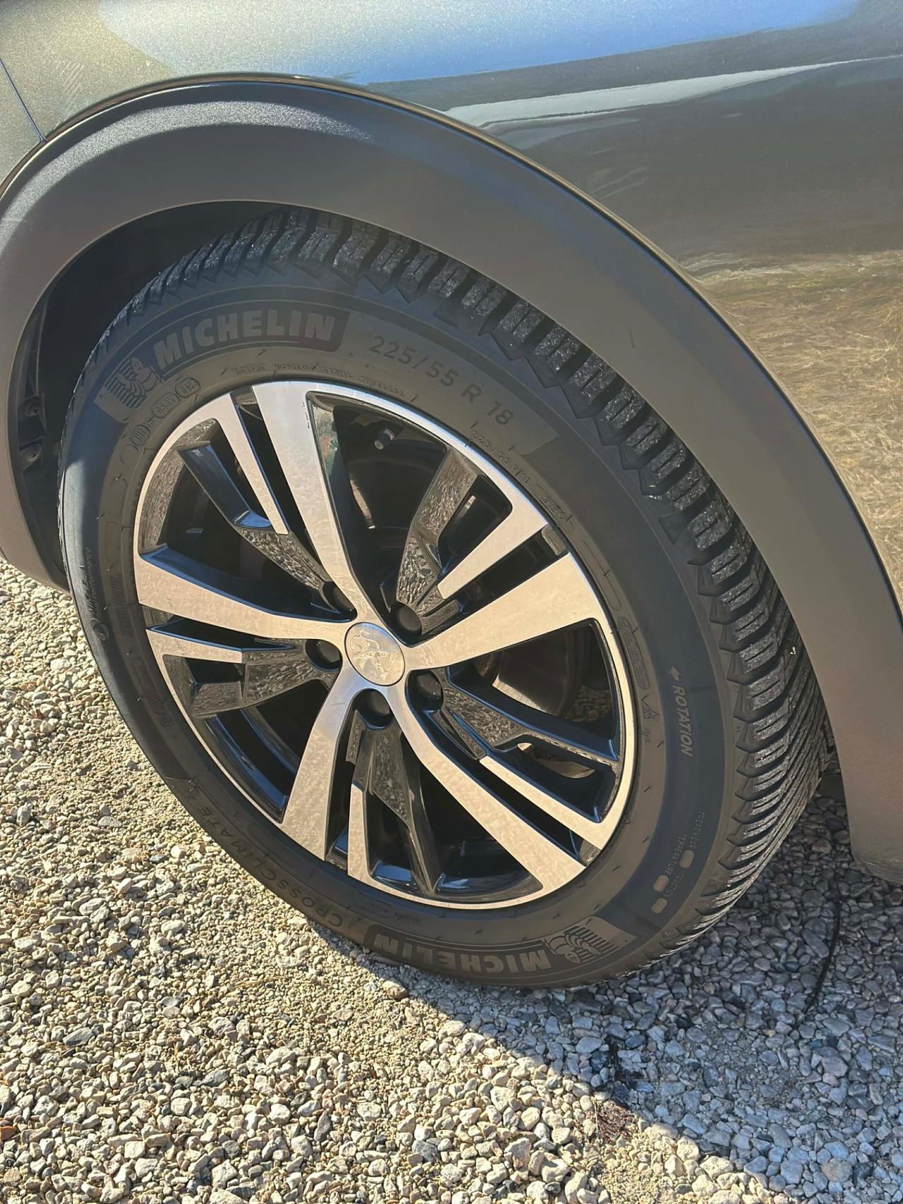 Peugeot 3008 BlueHDi 120 S&S EAT6 ALLURE FULLOPT