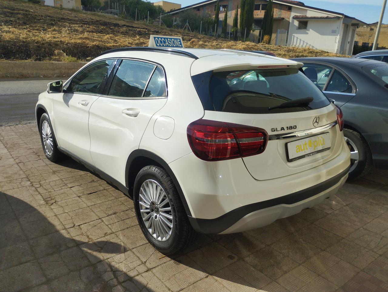 Mercedes-benz GLA 180 Business