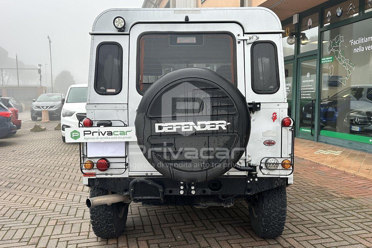 LAND ROVER Defender 90 2.4 TD4 Station Wagon SE