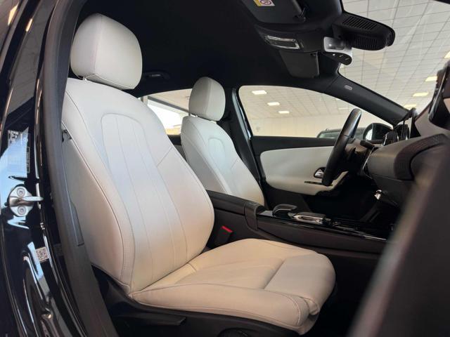 MERCEDES-BENZ A 180 d Automatic Business Extra