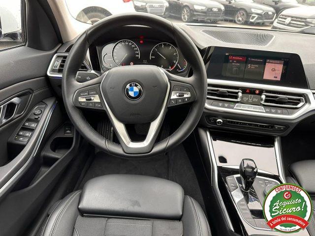 BMW 320 d xDrive Touring Sport Line Tetto Navi Pelle