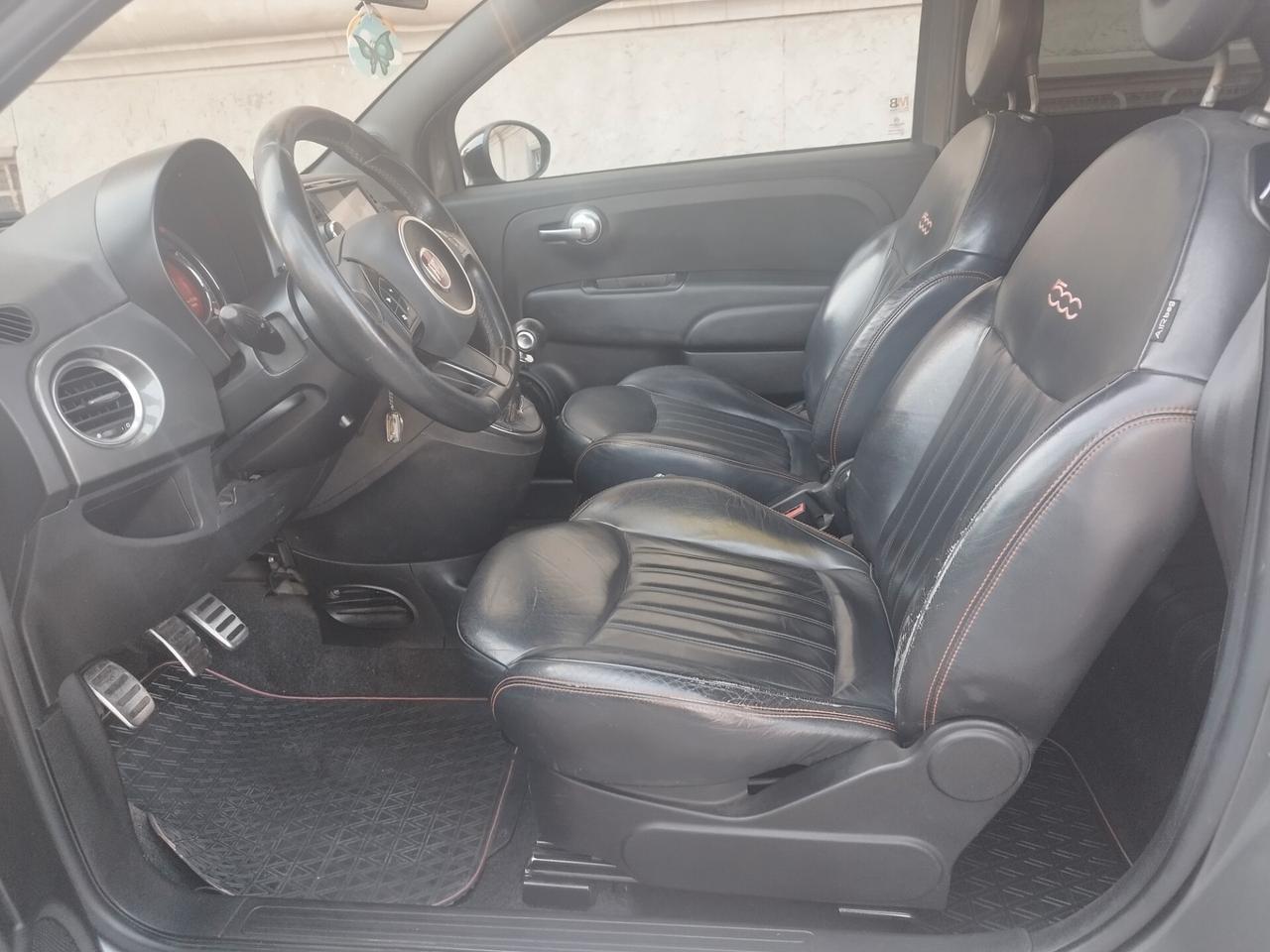 Fiat 500 C BY GQ CABRIO