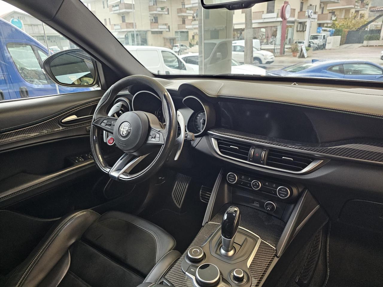 Alfa Romeo Stelvio 2.9 Bi-Turbo V6 510 CV AT8 Quadrifoglio